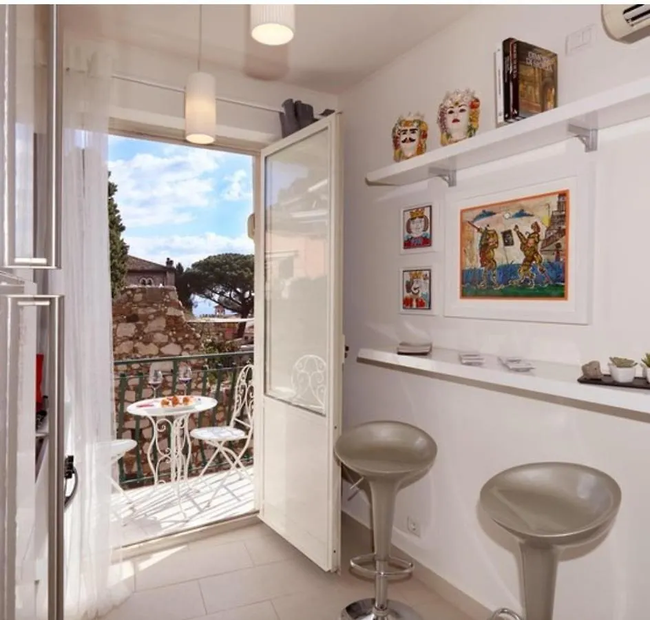 Apartament Casa Christine Taormina